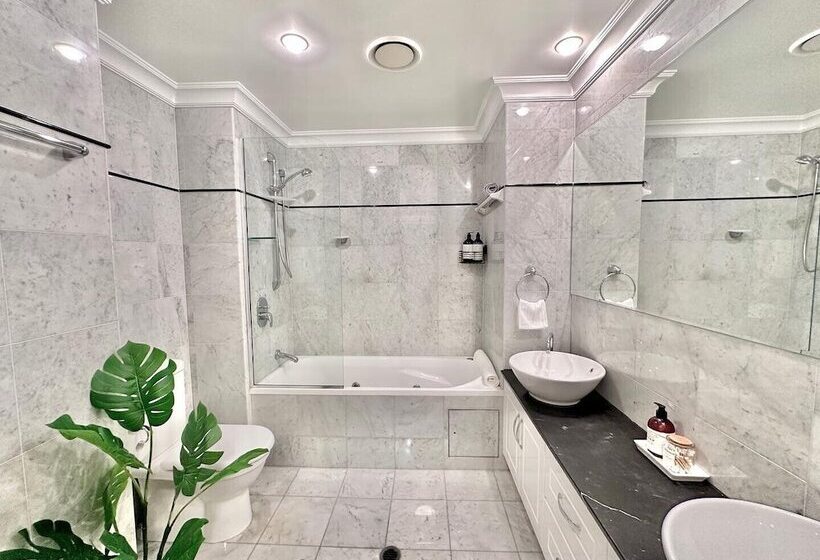 هتل Macarthur Chambers