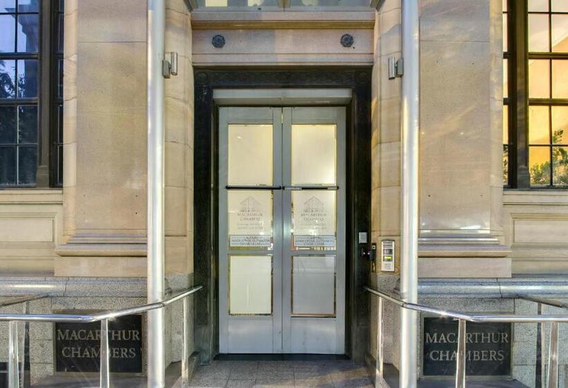 هتل Macarthur Chambers