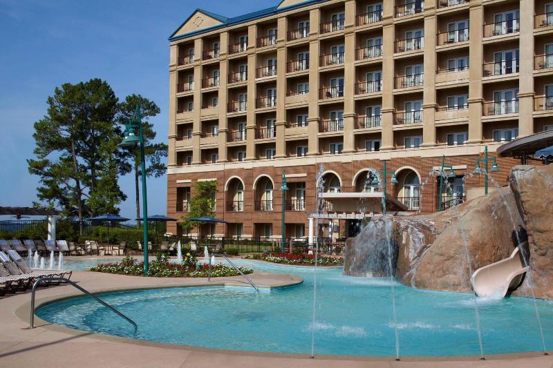 فندق Renaissance Shoals Resort And Spa