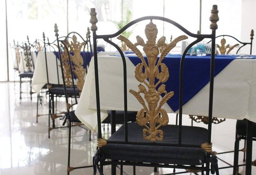 هتل Metropolis Plaza