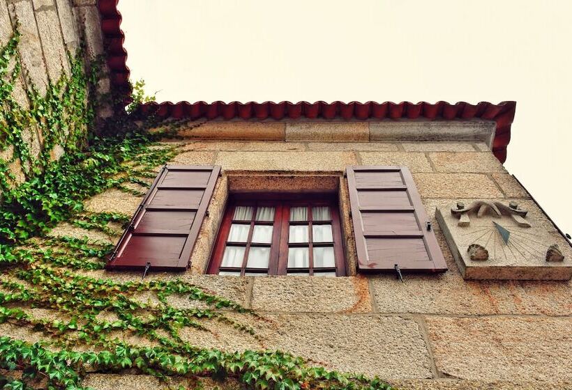 هتل Pazo Revel  & Resort