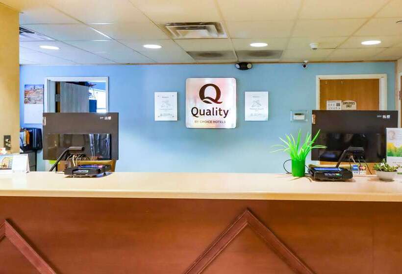 فندق Quality Inn & Suites Sequim At Olympic National Park
