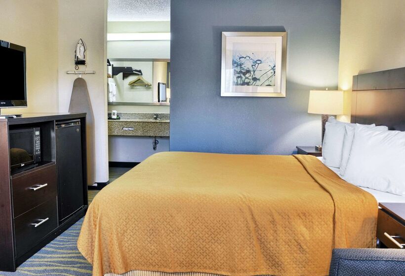 בית מלון כפרי Quality Inn Thornburg