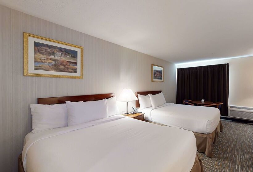فندق Ramada By Wyndham Strasburg   Shenandoah Valley