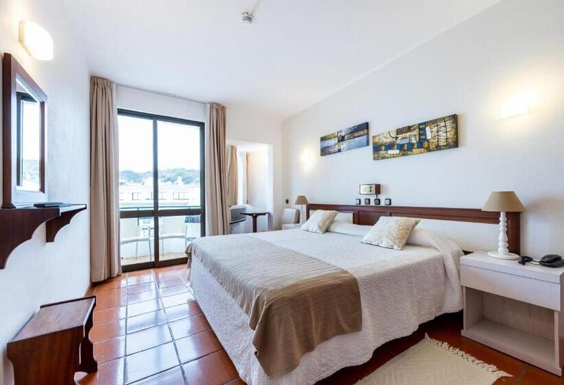 ホテル Residencial Salema