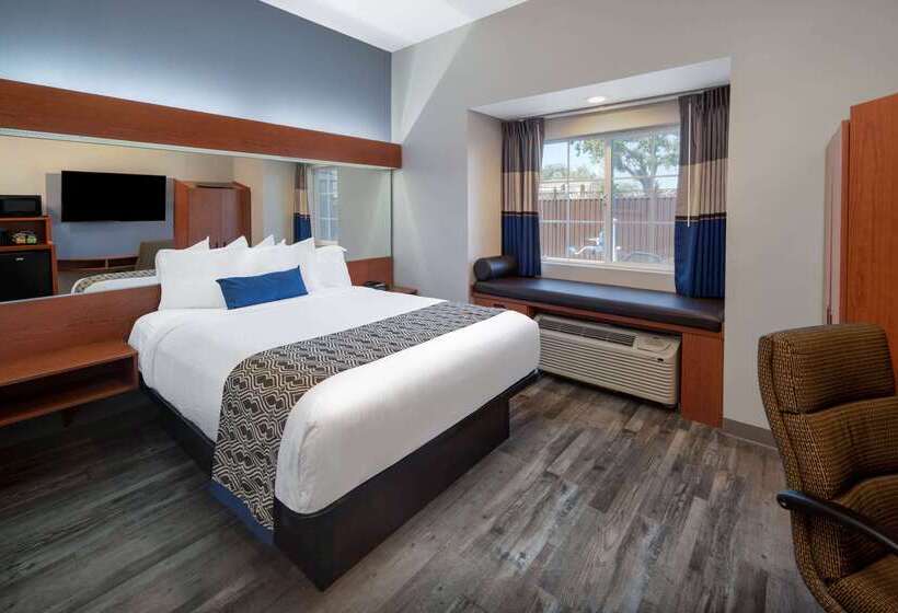Microtel Inn & Suites By Wyndham Tracy