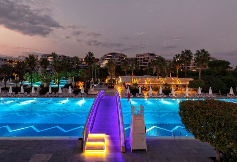 Susesi Luxury Resort