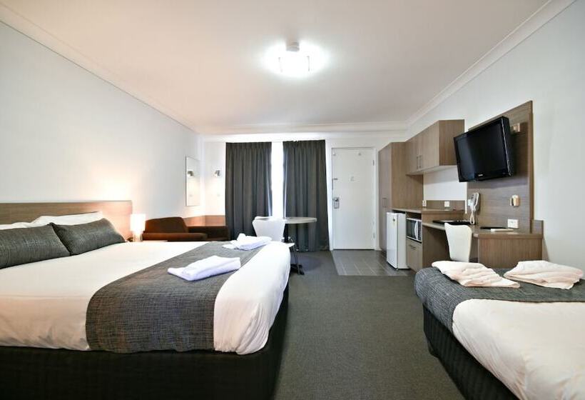 The Aberdeen Motel