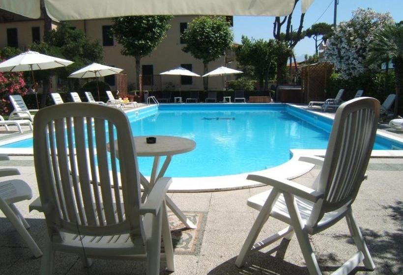 בית מלון כפרי Apuana