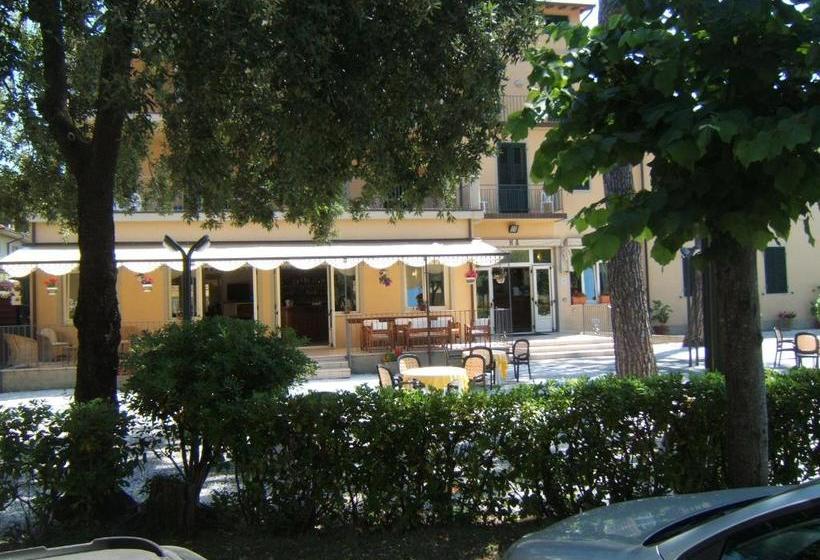 בית מלון כפרי Apuana