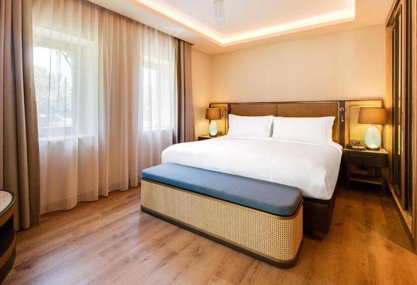 هتل Divan Bodrum Palmira