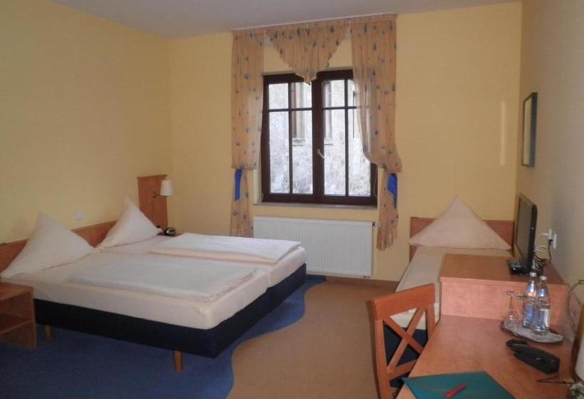 ホテル Gasthof Lamm