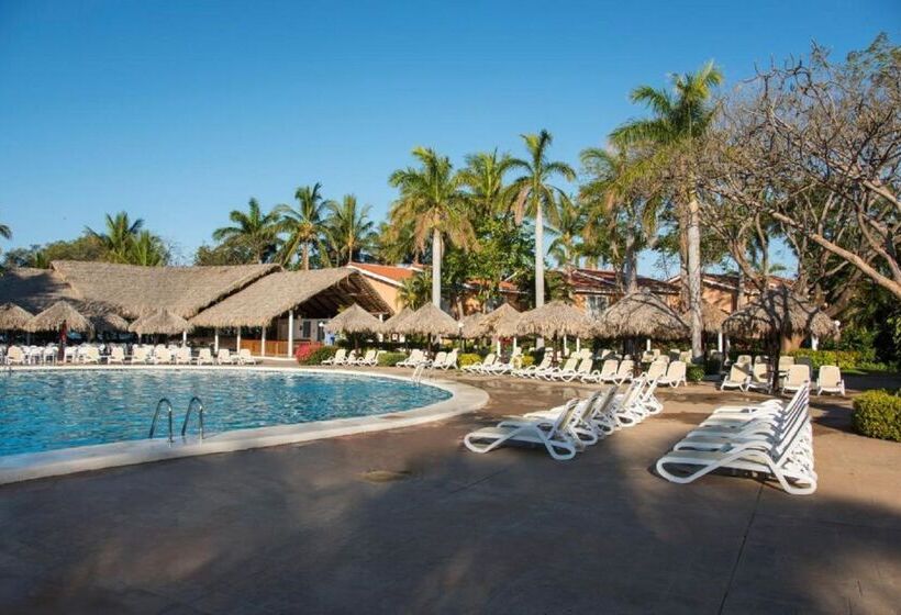 هتل Occidental Tamarindo All Inclusive