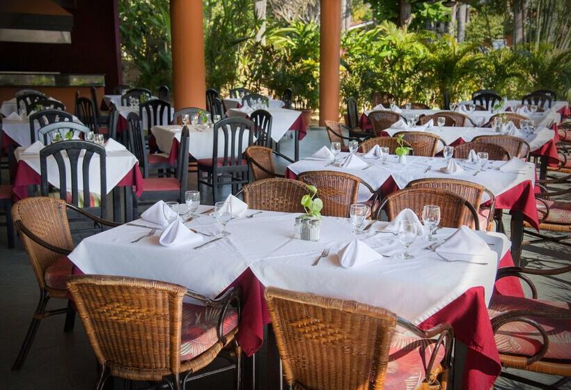 هتل Occidental Tamarindo All Inclusive