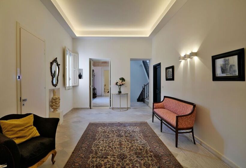 هتل Palazzo Rollo