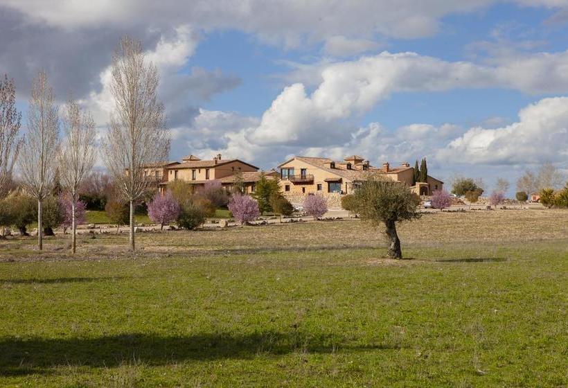 هتل روستایی Ibersol La Casona de Andrea