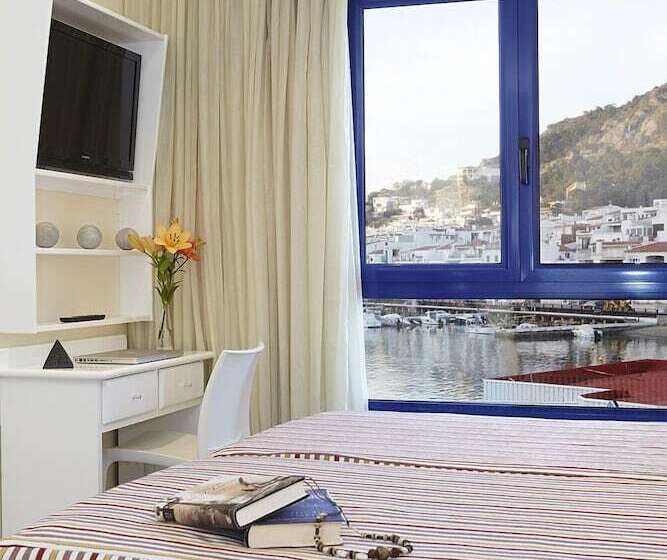 هتل Spa Cap De Creus