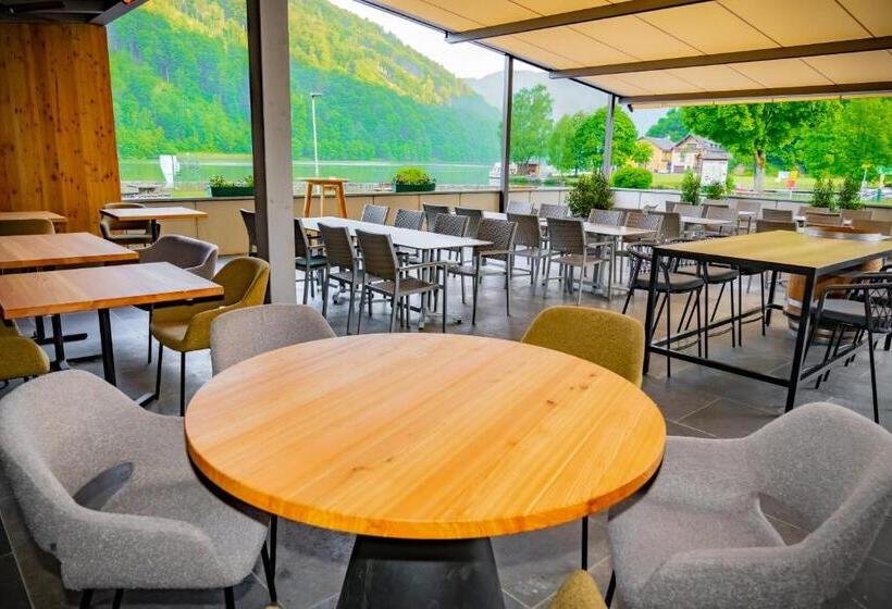 ユースホステル Fischgasthof Aumüller