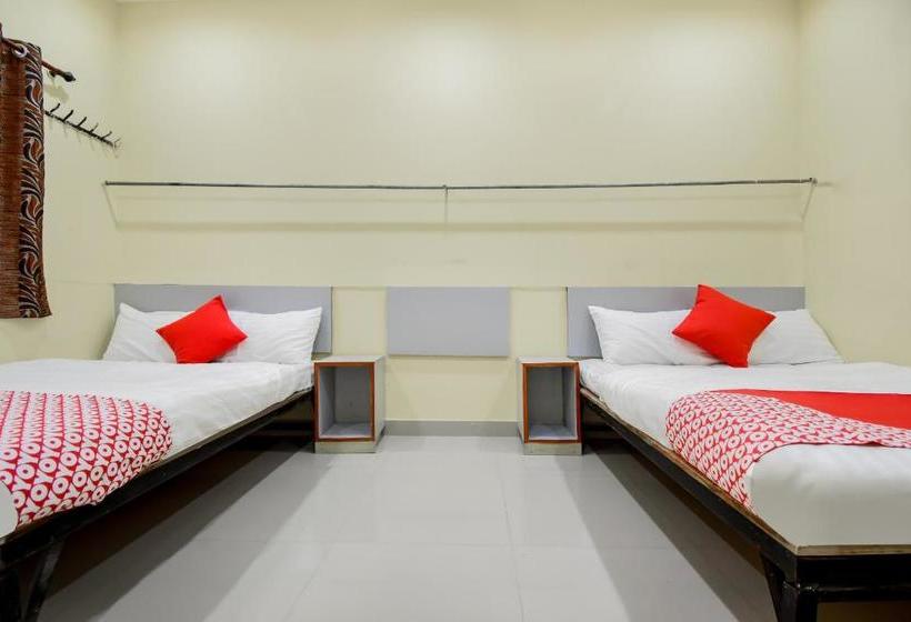 فندق Oyo 69608 Vishwakarma Niwas Service Apartment