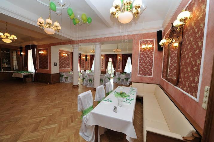 酒店 Zamek Berchtold