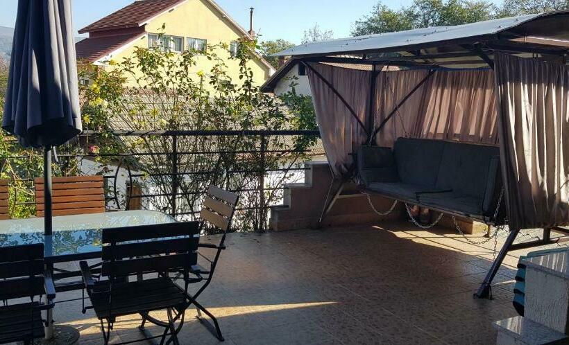 پانسیون Casa Delia