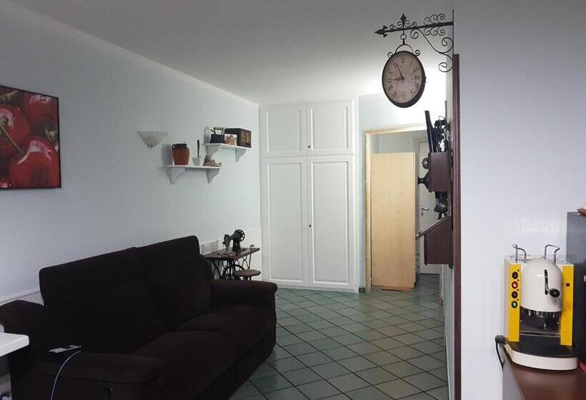 Пансион Lu Salentu Guest House