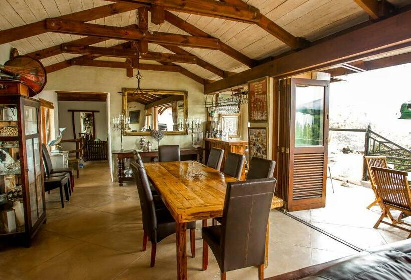 A Whale Of A View Bed & Breakfast