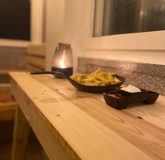 민박 Little Island