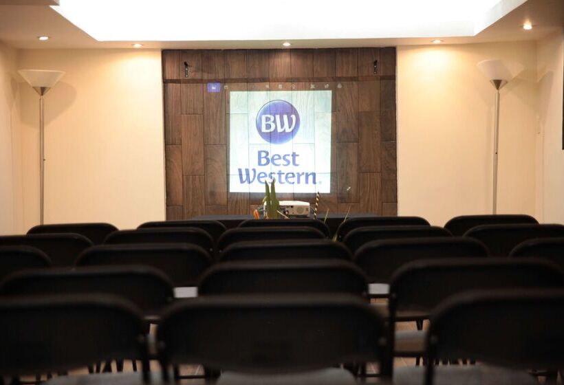 فندق Best Western Real Tula Express
