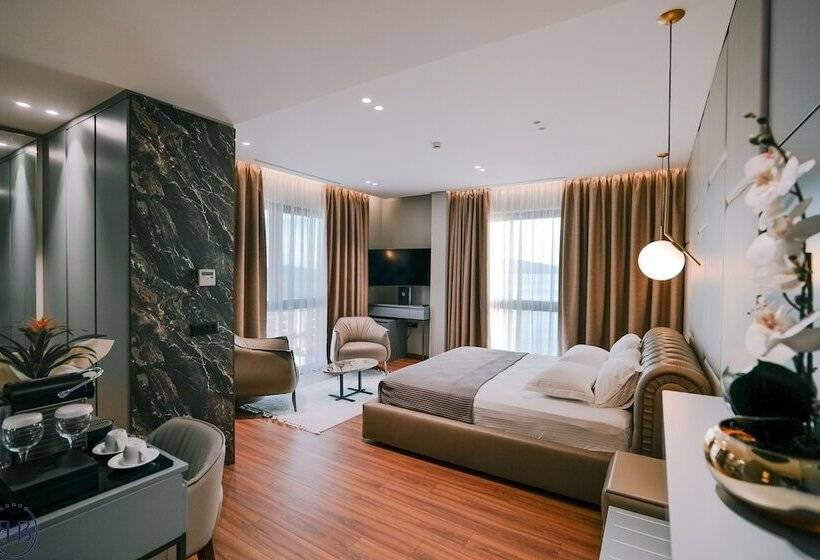 هتل Butrinti & Spa