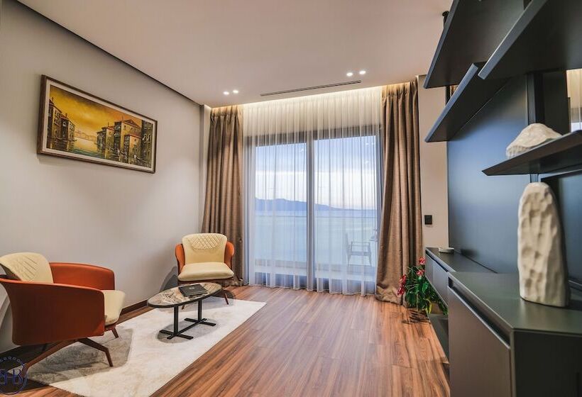 هتل Butrinti & Spa