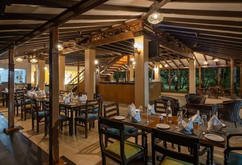 هتل Mercure Goa Devaaya Resort