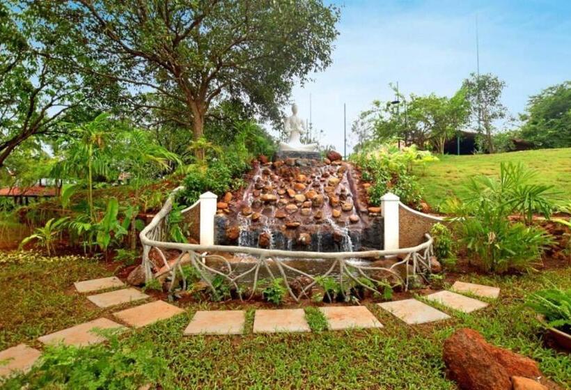 هتل Mercure Goa Devaaya Resort