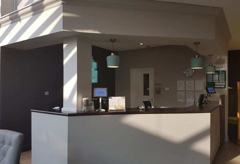 هتل Holiday Inn Leamington Spa   Warwick, An Ihg