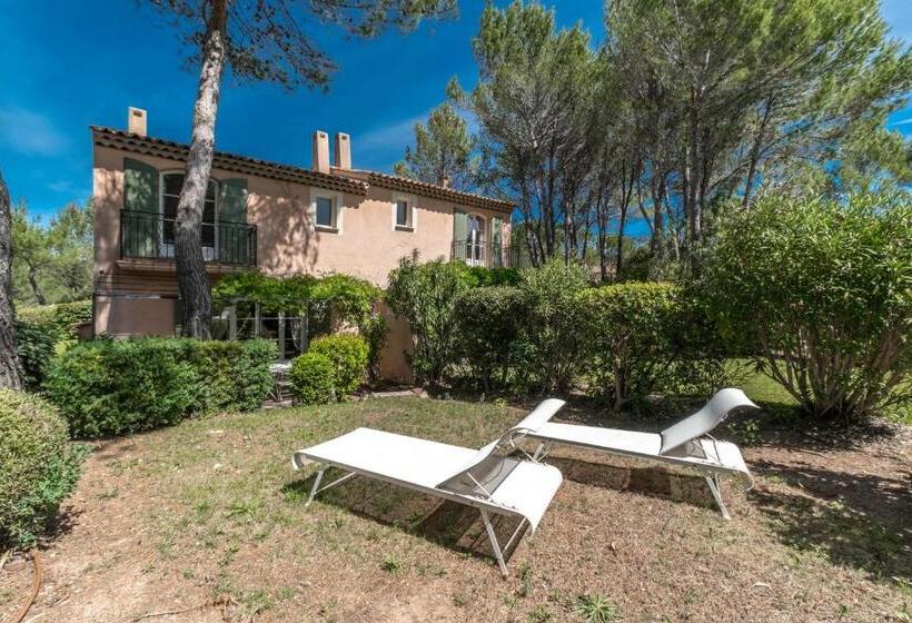 هتل Domaine De Saint Endréol Golf & Spa Resort