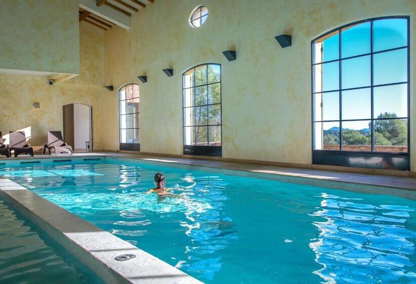 هتل Domaine De Saint Endréol Golf & Spa Resort
