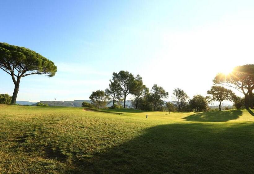 هتل Domaine De Saint Endréol Golf & Spa Resort