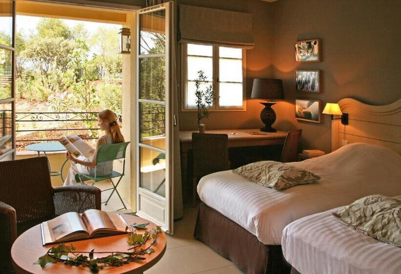 هتل Domaine De Saint Endréol Golf & Spa Resort