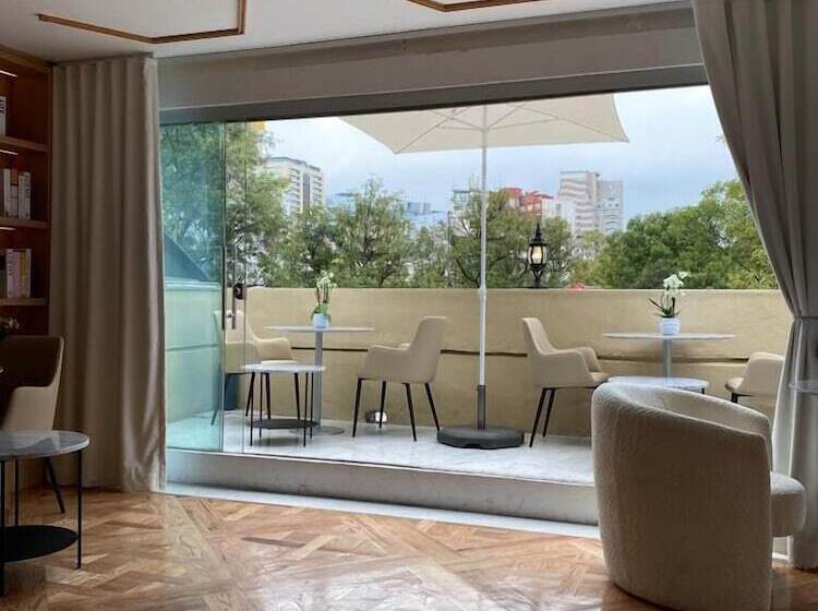 ホテル Residence L´ Heritage Tennyson By Bluebay