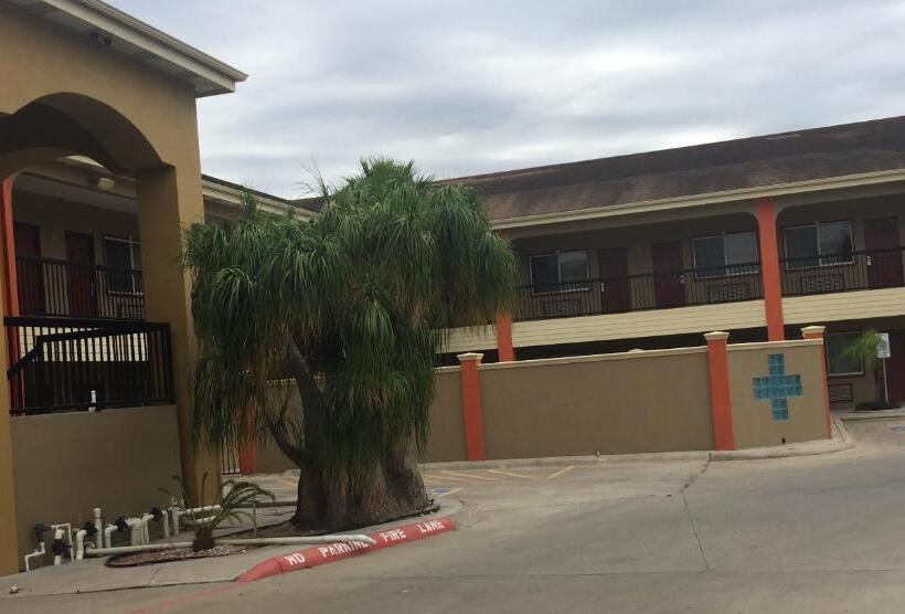 مُتل Texas Inn And Suites City Center At University Dr