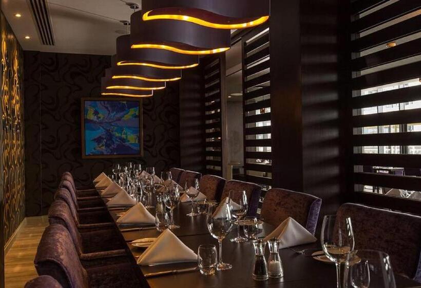 Radisson Blu Waterfront Hotel, Jersey