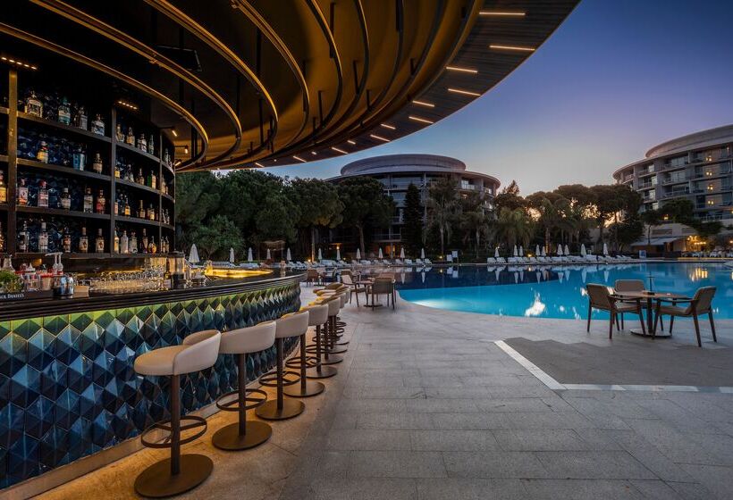 Calista Luxury Resort