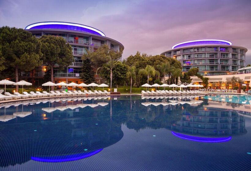 Calista Luxury Resort
