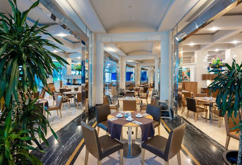 Calista Luxury Resort