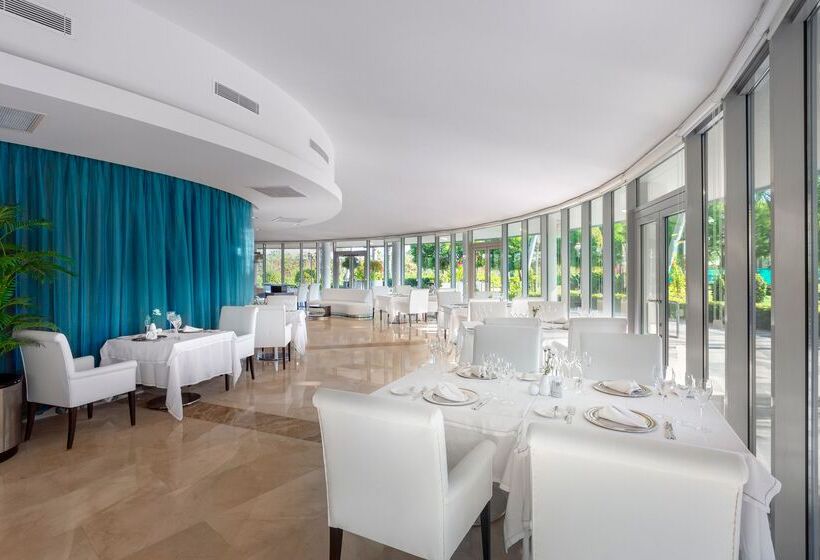 Calista Luxury Resort
