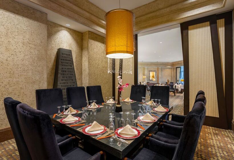 Calista Luxury Resort