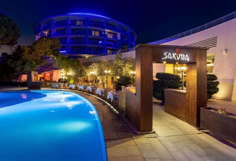 Calista Luxury Resort