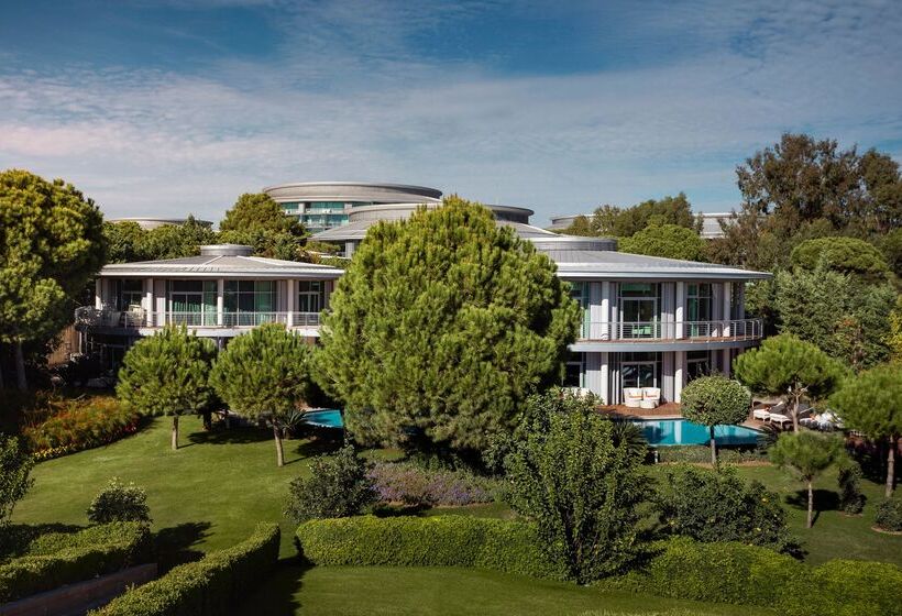 Calista Luxury Resort