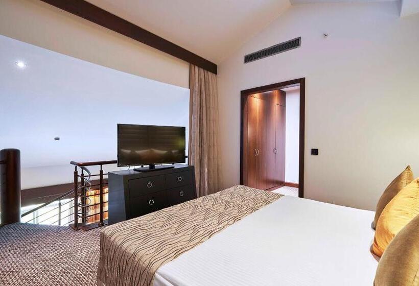 Calista Luxury Resort