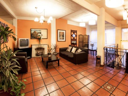 هتل Bohemia Buenos Aires